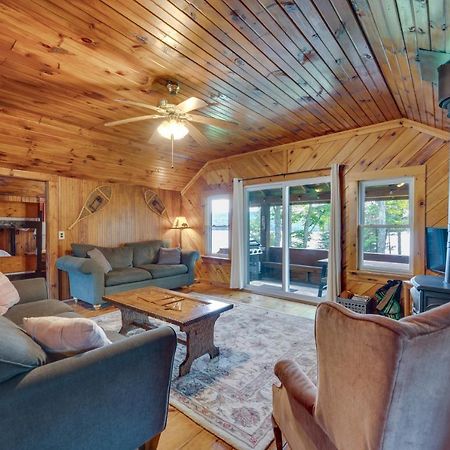 Rustic Cabin Retreat On Rangeley Lake! Luaran gambar