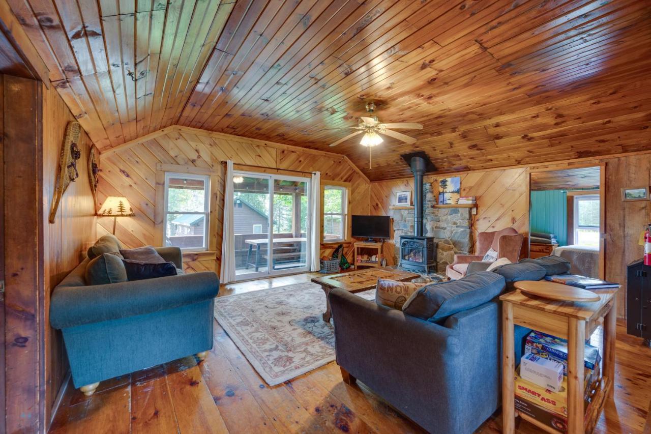 Rustic Cabin Retreat On Rangeley Lake! Luaran gambar